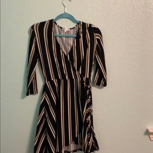 cute and simple dress for special occasions